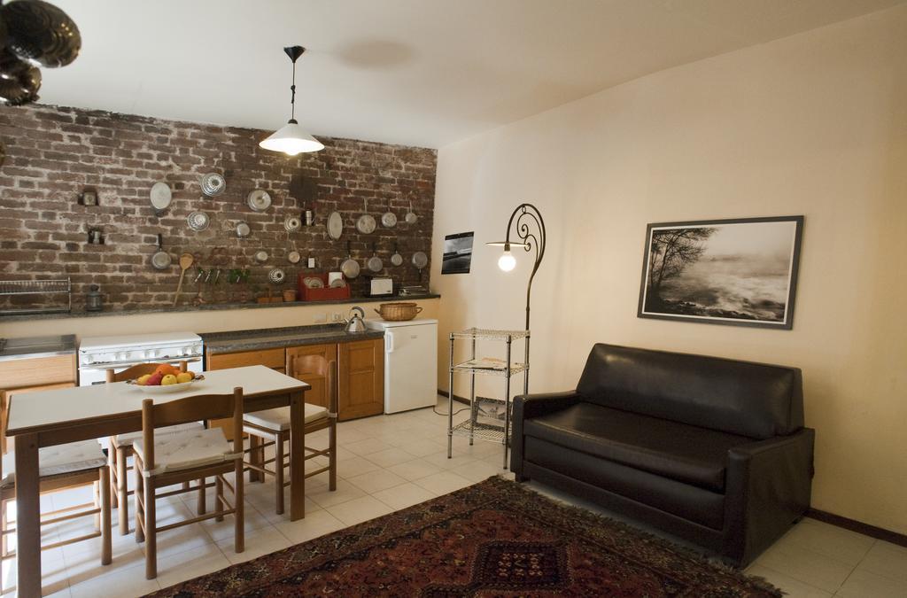 Sotto I Merli Vigevano Habitación foto